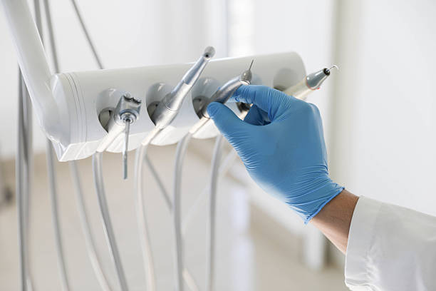 Professional Tooth Extraction technician working in Blue Ridge, TX